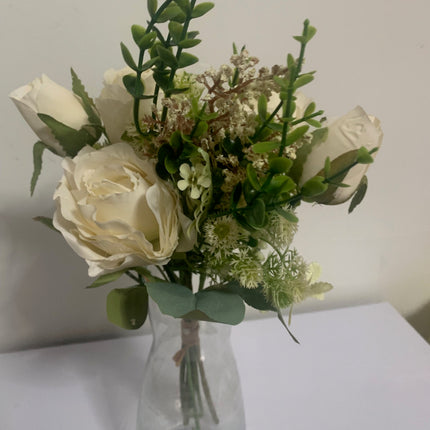 Fake Silk Roses with fake leaves bundle no vase
