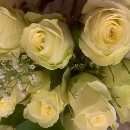 新鮮玫瑰花束，適合節日禮物、活動慶祝、生日慶祝和家居裝飾